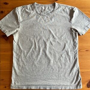 GAP Gray Short Sleeve Tee Classic Crew Neck